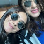 Mrunal Thakur Instagram - Happy birthday MY DOLL. I love you 🦋🦋🦋❤️❤️❤️ @missblenderr_