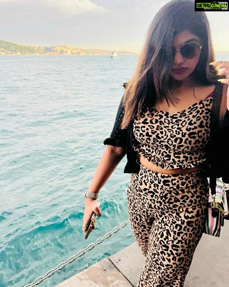 Naina Sarwar Instagram - All abt my final day @istanbul 👑 Istanbul, Turkey