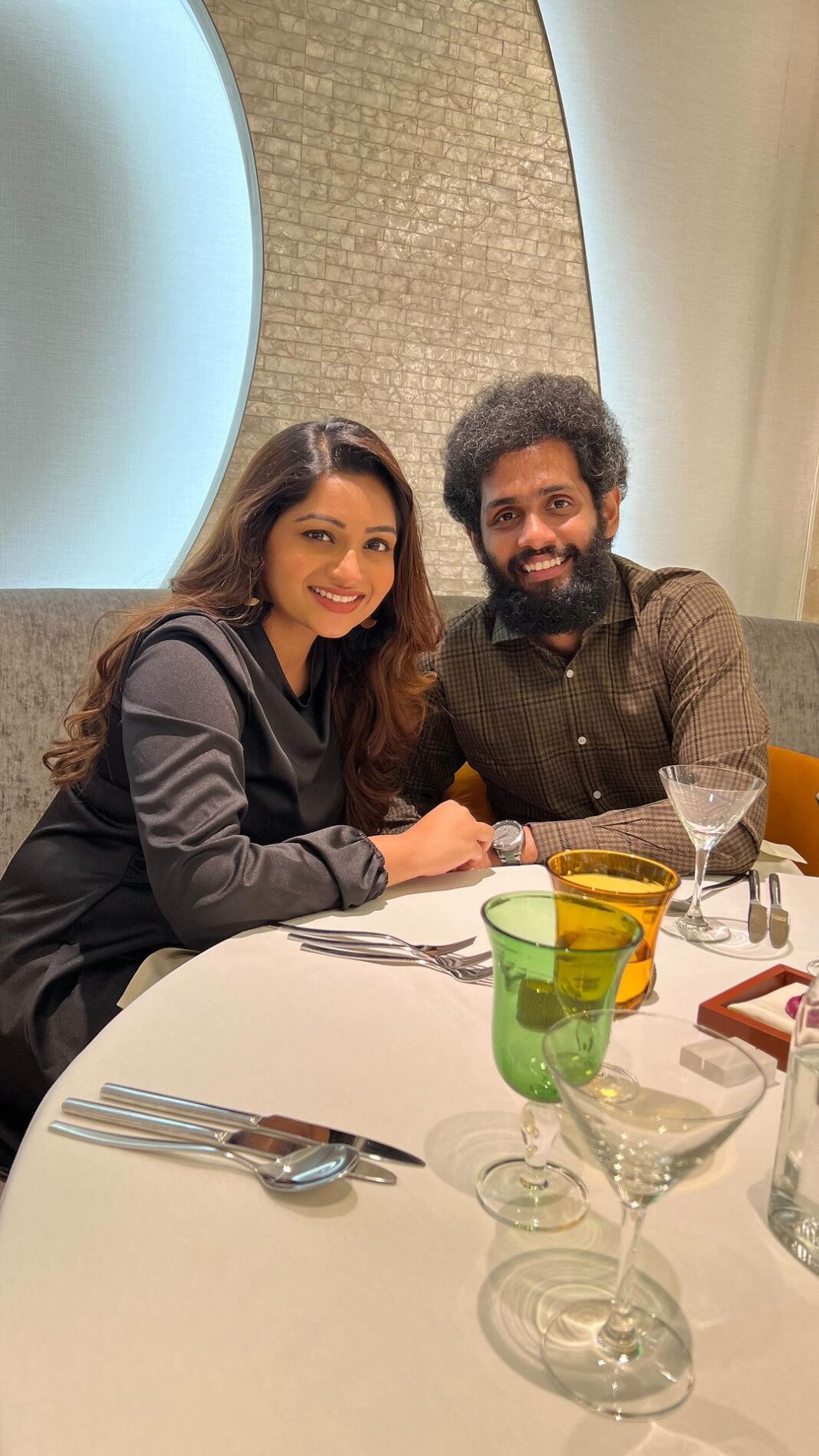 Nakshathra Nagesh Instagram - 5 months of being married! Not just Raghav being married to Nakshathra, but our families being married to each other! This has honestly been the best 5 months of my life 🙌🏼 We celebrated with a super cozy dinner date with pretty lights, lots of photos and videos, conversations and apparently very exquisite food! I didn’t understand it because my heart always gravitates towards wholesome yummy meals, but #YOLO ✌🏼 #NakshufoundherRagha #monthiversary