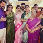 Nakshathra Nagesh Instagram - #groupfie #tamizhumsaraswathiyum #adshoot