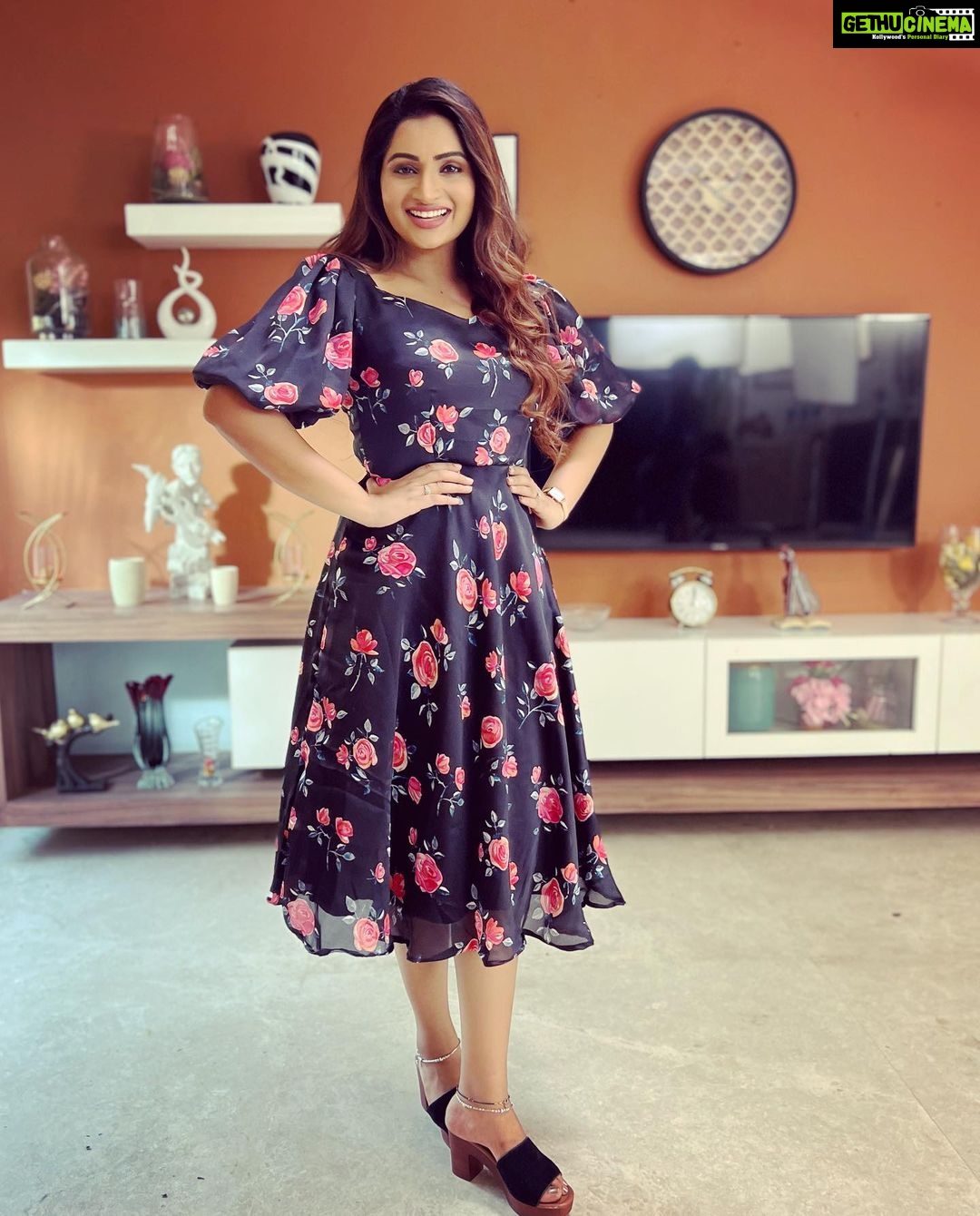 Nakshathra Nagesh Instagram - Wearing @theanarkalishop_official 🌸