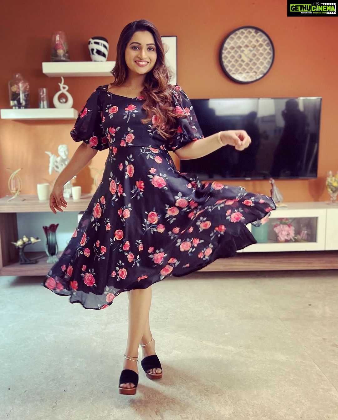 Nakshathra Nagesh Instagram - Wearing @theanarkalishop_official 🌸
