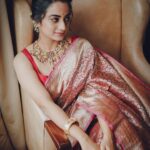 Namitha Pramod Instagram - Little by little,day by day, what is meant for you will find it’s way ♥️ 📷: @aisha_moidhu Wearing: @chelaclothing Jewellery: @mspinkpantherjewel Hair : @rizwan_themakeupboy Makeup: Yours truly Calicut, India