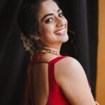 Namitha Pramod Instagram – Elegance is beauty that never fades !

📷: @lightsoncreations 
Wearing: @chelaclothing 
Jewellery: @mspinkpantherjewel 
Hairdo : @rizwan_themakeupboy 
Makeup: Yours truly 

#insta #fashionstyle #trending #saree #indianwear 
#instagram #she #powerdressing #picoftheday #namithapramod #instapic #portraits Calicut, India