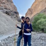 Nandita Das Instagram - The trek - this is part 1 of that! Magical mountains and who better than @wangchuksworld to take us along. And the locals with us even made a leaf hat to keep us from the harsh sun. #ladakh