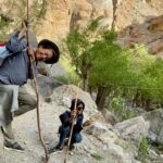 Nandita Das Instagram – The trek – this is part 1 of that! Magical mountains and who better than @wangchuksworld to take us along. And the locals with us even made a leaf hat to keep us from the harsh sun. #ladakh