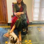Navya Nair Instagram - What you seek is seeking you ❤️❤️.. My puppy gucci ❤️ Thank u @sara.sajnarahman for this lovely outfit ..
