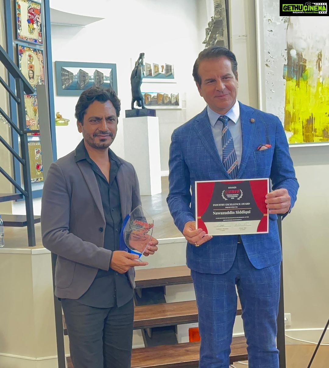 Nawazuddin Siddiqui Instagram - Receiving the #ExcellenceInCinema Award at the #FrenchRivieraFilmFestival made the wonderful evening all the more special. Memorable time spent with the amazing Cinema Artists from across the Globe was a beautiful feeling. @frfilmfestival @mujnicole #VincentDePaul @worth.barbara #JaroslawMarszewski @gillesmarini @nigeldalyofficial @canselelcin