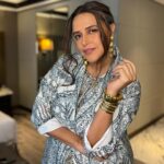 Neha Dhupia Instagram – Lovely wala flex in #ludhiana 😍
•
•
•
•
Styled by @ayeshakhanna20 
In @aartivijaygupta 💚
Muah … @mitavaswani 
@thakkerrishi 
Bracelets : @amrapalijewels