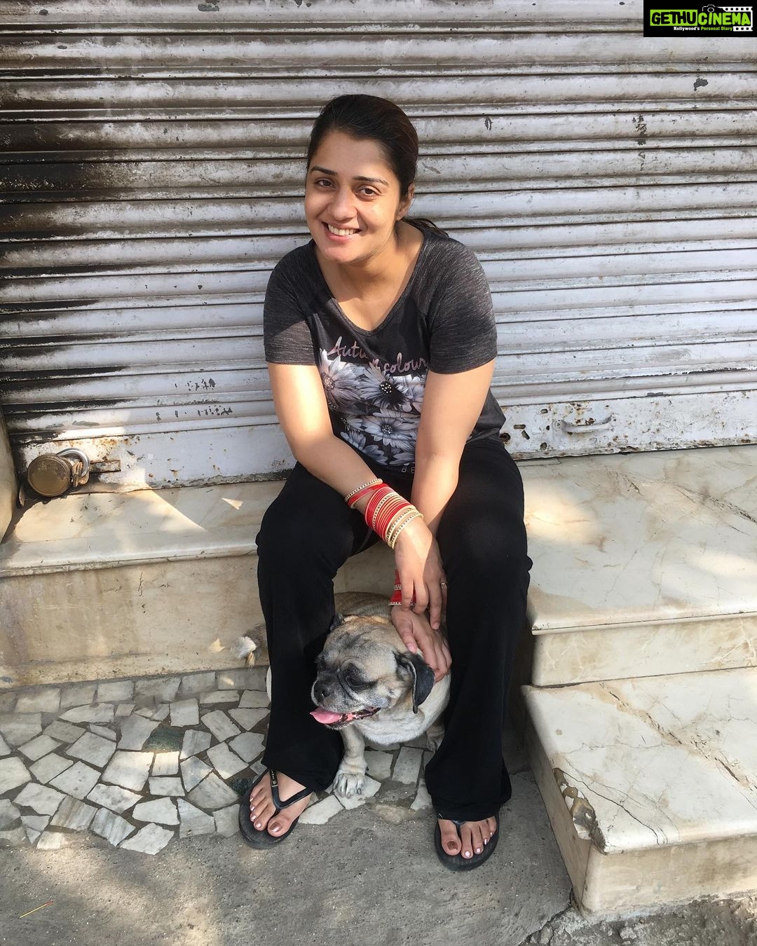 Nikita Thukral Instagram - I got married about 5 years ago my husband had a dog name tazzu I had no idea how to adjust with a dog in the house all I knew was he was too cute the bonding that happened in only 5 years was unbelievable his unconditional love toward me. Waiting for me I still remember when I went into labour and delivered my daughter he didn’t move from my room for three days without going to the bathroom he just sat their. How can someone love u so much. The Vet use to be surprised with the love he had for me. I am very sad why can’t dog live longer all I can tell God thank u thank u for showing me unconditional love .Every person should adopt a dog best feeling in the world rip tazzu rest in peace. God bless u with a lovely Human life. Going to missssss u loads. #doglovers #dogslife Best looking dog in the world. 🙏🏻❤️