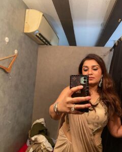 Nikita Thukral Instagram - Wedding season has started 🥰 getting dressed up after so long feels so refresh. 😀 love for @gauravguptaofficial