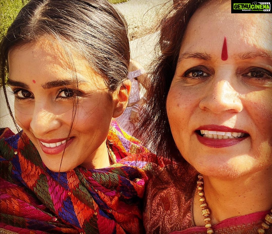 Pallavi Sharda Instagram - Happy Mother’s Day to my gorgeous mama bear… the queen from whom I inherited my love of Phulkas, Phulkaris, and the great blue seas 💗