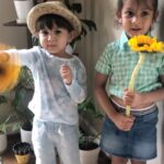 Panchi Bora Instagram - Hello I’m a flower 🌻