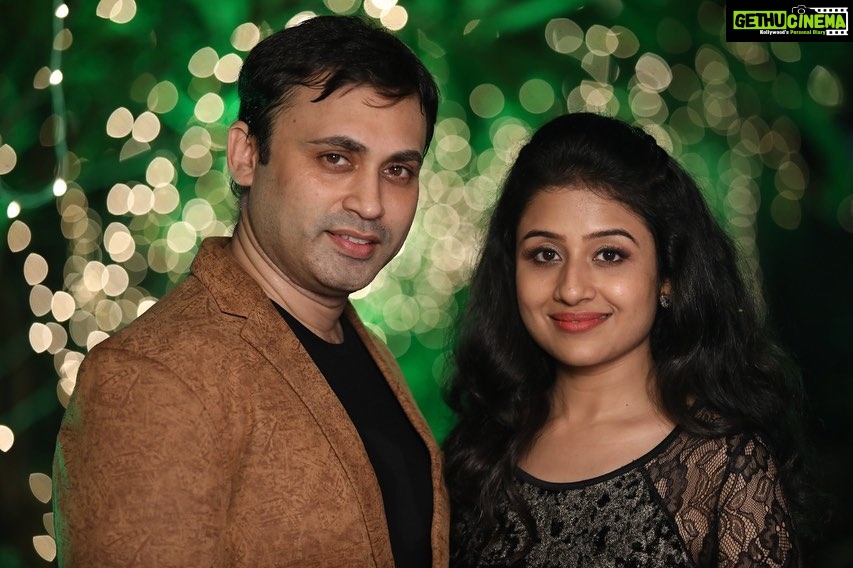 Paridhi Sharma Instagram - A real man is not the one who cages you with their expectations or claims to give you wings. They are the ones who knows, you have the wing and just strengthens it with their self less Love ❤️ I am extremely grateful to have such a Real Man in my life as my husband 😌 Thanks my hubby @tanmaisaksena #husbandandwife #mybabykishu #familytime #truebond