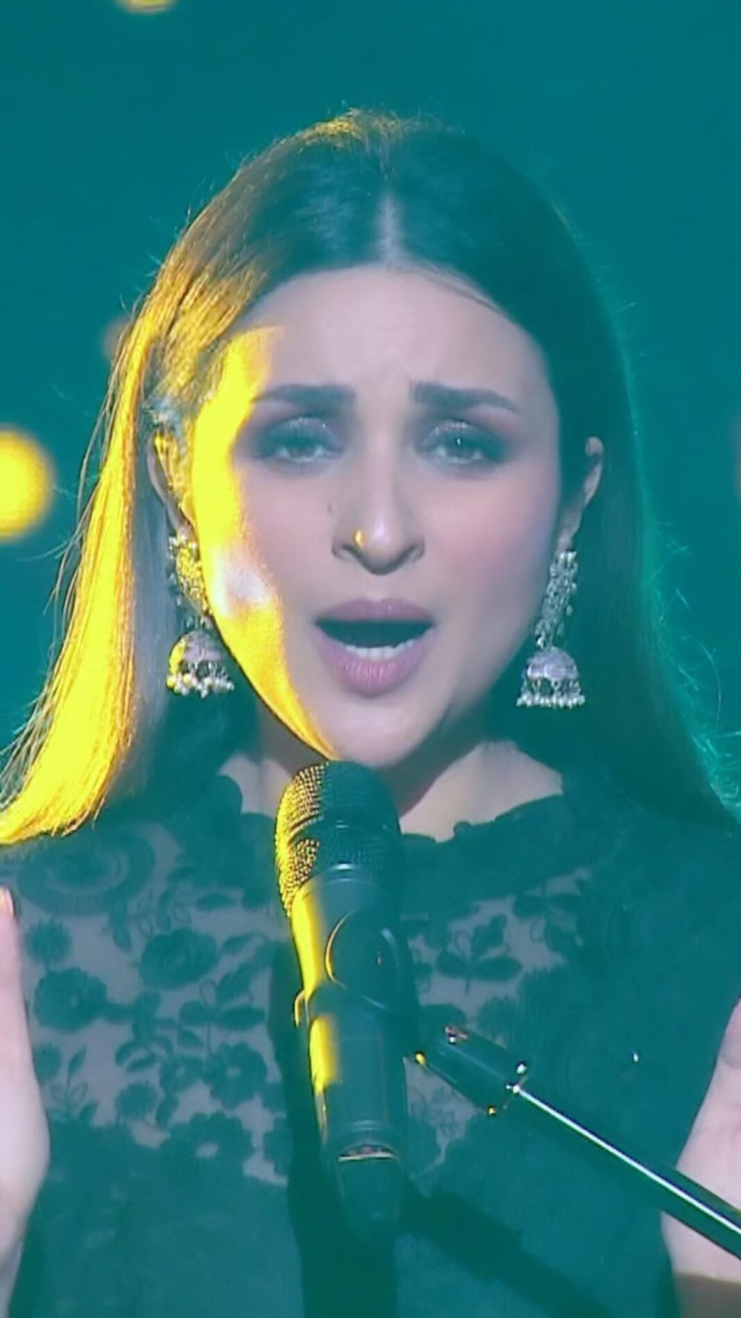 Parineeti Chopra Instagram - 😚 The love I am getting is unreal. Thankyou.