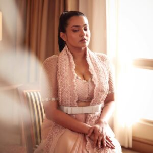 Parvathy Instagram - 🪷

@primevideoin #seewhereittakesyou for #Dootha

Stylist: @neeraja.kona Asst Stylist: @manogna_gollapudi 

Saree: @archanaraolabel 

Glam: @eshwarlog Hair: @deepalid10 

Photography: @kadamajay