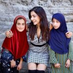 Parvatii Nair Instagram - Bumped into these 2 angels at the #avantipurtemple ruins at #jammuandkashmir 🥰😍 and they literally made my day 😘 @mickey__creations Avantipur temple ruins, Srinagar