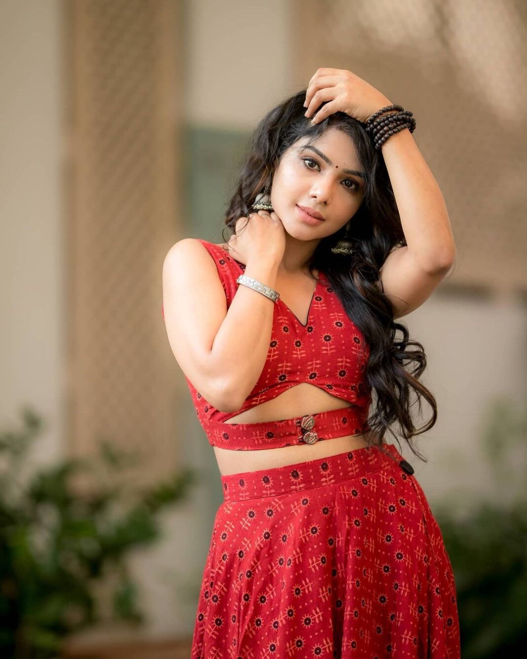 Pavithra Lakshmi Instagram - ❤️
Outfit and styling @kavithasachi
Makeup @artistrybyshanu
Hair @puii_c_ammy
Photography @camerasenthil
Thank you for organizing this shoot @onlynikil sir Pavithra Lakshmi Instagram - ❤️ Outfit and styling @kavithasachi Makeup @artistrybyshanu Hair @puii_c_ammy Photography @camerasenthil Thank you for organizing this shoot @onlynikil sir