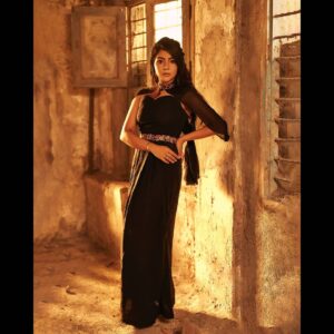 Pavithra Lakshmi Instagram - Today is important. Not matter what day it is. 
Photography @navneethbalachanderan
Mua @vijiknr
Styling @styyledbyjoe 
Outfit : @jmes_couture
Ear piece and bracelet : @thegarnet.in
Ring : @adorebypriyanka
