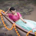 Pavithra Lakshmi Instagram – I think it’s safe to say that we are sailing on the same ship❤️
Makeup – @roopa_ravi_mua 
Hair – @hairtales.by.punithavathy 
Shot by -@clicksofap 
Jewellery-@new_ideas_fashions 
Flowers -@chennai_florist
Costume -@adhiraboutique_pondy