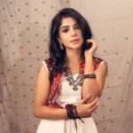 Pavithra Lakshmi Instagram - Nijam neeye❤️ Photography @navneethbalachanderan Wearing @kalaabam Jewellery @chennai_silver Makeup and hair @sanjana.n.shah