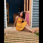Pavithra Lakshmi Instagram - களாபம் போல் ஆடும் கனவில் வாழ்கின்றேன், கை நீட்டி உன்னை தீண்டவே பார்த்தேன் ஏன் அதில் தோற்றேன்