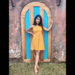 Pavithra Lakshmi Instagram - Colours make me happy❤️ Simple things bring me joy Little gestures makes me love Smallest responsibilities make me respect I am that simple😘