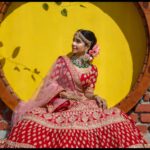 Pavithra Lakshmi Instagram – Photography @dilipanphotography 
Mua @vijiknr 
Outfit and jewellery @savinidii