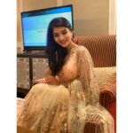 Pavithra Lakshmi Instagram - இனிய தீபாவளி நல்வாழ்த்துக்கள் ❤️ Wearing @maria.tiya.maria Mua @fathi_hairandmakeup Styled by my darling @joe_elize_joy Thanks for clicking these pics @snj_harris