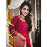 Pavithra Lakshmi Instagram – காரிகை கனவு ❤️
.
.
Wardrobe courtesy @adhiktha_by_sn
#pavithralakshmi #pavithra #popzy #actor #model #blahblahblah