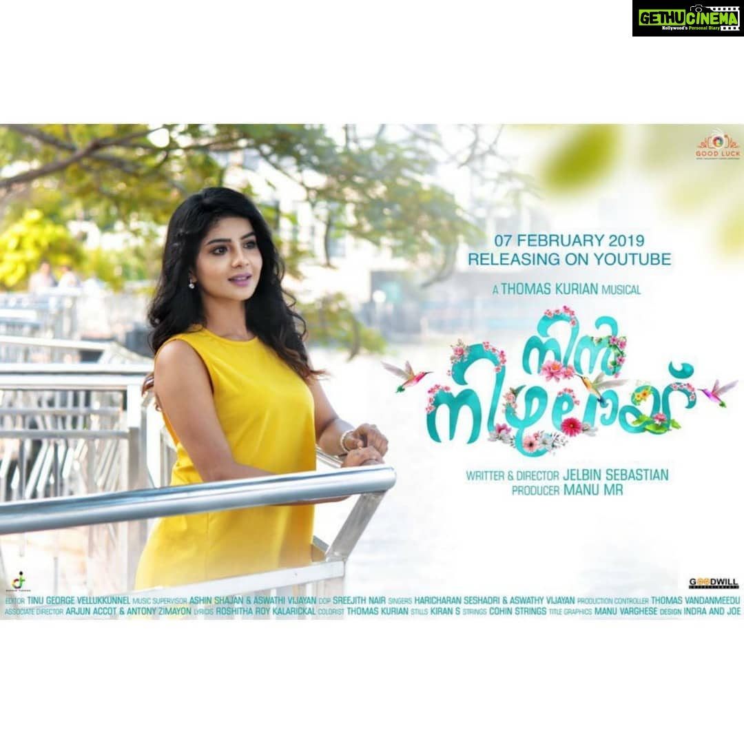 Pavithra Lakshmi Instagram - NIN NIZHALIL is finally out now❤️ This marks My debut in Malayalam 🤩 This beautiful independent music video will stay close to my heart for ever and ever!! I should say that I am really really blessed to have been a part of this crew. So much of comfort and care they gave me throughout the shoot! Thanks for this project manu Etta❤️❤️ Sung by @haricharanmusic A Thomas kurian @thomaachan_8617 musical Directed by Jelbin Proudced by @lifeupdatewithmanu @goodluckcasting Starting @johnmenachery and Pavithralakshmi .. .. Link in bio #ninnizhalai #pavithralakshmi #malayalamdebut #pavithra #popzy #actor #model