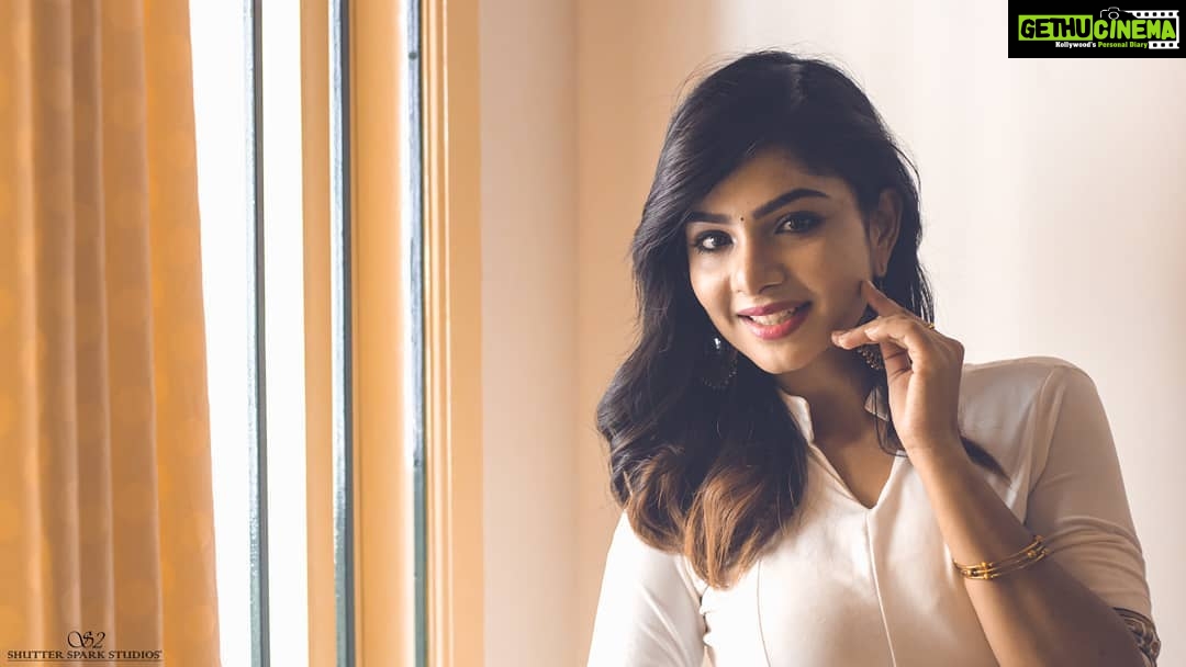 Pavithra Lakshmi Instagram - Life gets amazing when you realize you are the best thing that has ever happened to you!!! Admire your flaws that make you THE REAL YOU #pavithralakshmi #pavithra #popzy #actor #model #poser #coimbatoreponnu #mallu #sheisamazing #queenofmadras #blahblahblah