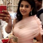 Pavithra Lakshmi Instagram - For whoever asked me to upload a close up solo pic with that outfit😍😍😍!!! Sorry didnt have a solo pic. Had to chop from a mirrorfie