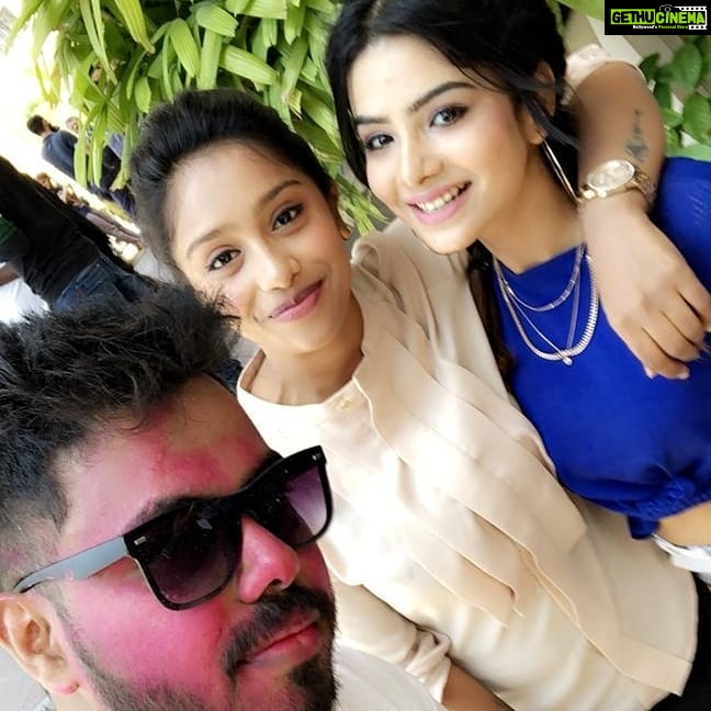 Pavithra Lakshmi Instagram - Clothes are all the same. The right styling is what makes the difference! Yu just have to fit in to it to look perfect! Perks of having the best stylist and designer as bae❤ my doll @shimona_stalin should i even thank you for this??? @shimona_stalinnn Thanks for the media coverage @thatcryptoguy Thanks for that amazin event @manojchoudhary_h #pavithralakshmi #actor #actress #model #brandambassador #realmixchennai #rangdeholi #funfilledday #stylingbymybae #ohbaby