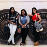 Pavithra Lakshmi Instagram - My best version of craziness comes out when i am with the best of my friends❤ @imdivyat and divya balachandar #myswagteam #officiaunchmeetitwas #pavithralakshmi #popzy #actor #model #blahblahblah
