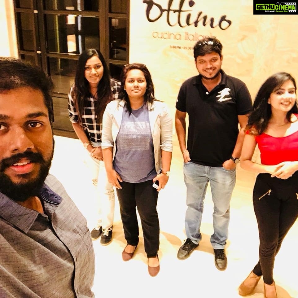 Pavithra Lakshmi Instagram - My best version of craziness comes out when i am with the best of my friends❤ @imdivyat and divya balachandar #myswagteam #officiaunchmeetitwas #pavithralakshmi #popzy #actor #model #blahblahblah