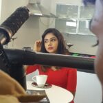 Pavithra Lakshmi Instagram - Shoot times😍 candids are the best #workistheonlythingthatkeepsmealive #pavithralakshmi #popzy #actordancermodel #actor #lifeofanactor #shootscenes #mercedesbenz #lovingmylife #thesinglequeen