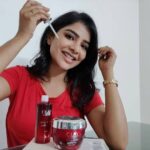 Pavithra Lakshmi Instagram - Winter season definitely calls for a healthy skin care routine and @olayindia Collagen Peptide 24 Range of Serum and Moisturizer is here for the rescue 🥳 It’s been a while since I started using these products and the results have just been amazing! The goodness of Collagen & Niacinamide helps me keep my skin plumpy, glowy and bouncy-looking all day long🥰 You can easily grab these products from Nykaa’s ongoing Pink Friday Sale at an amazing discount. Use code: COLLAGEN30 to get 30% off 🤍 #Ad #FoodForSkin #OlayCollagenPepetide24 #Skincare #olayindia