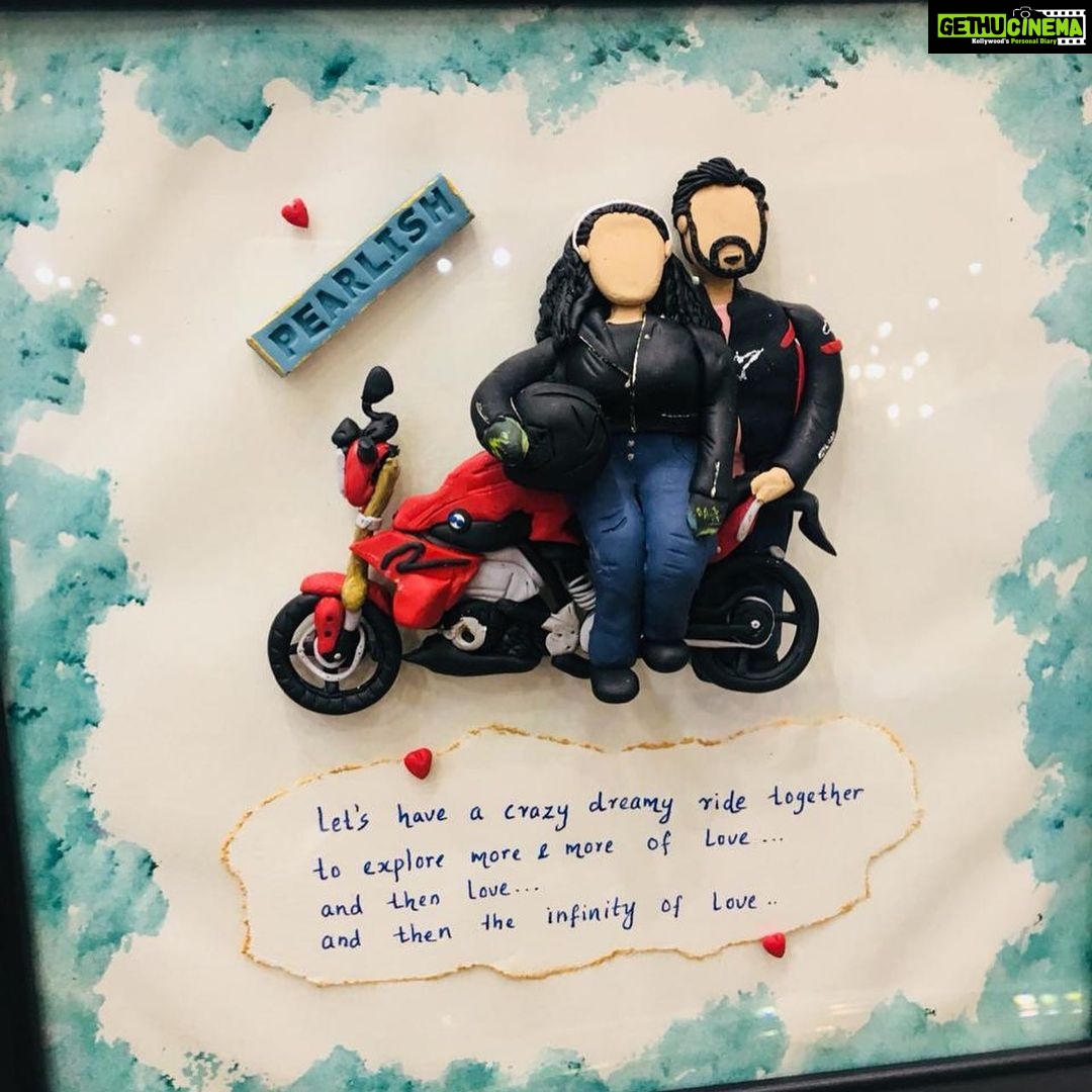 Pearle Maaney Instagram - Customised Gifts are the cutest... and I’m sharing this because this could inspire someone out there to be creative. @thecreainn thank you so much for this wonderful gift. ❤️ this is beautiful and will be always close to my heart. Also.. Happy Birthday to you!! 🦋