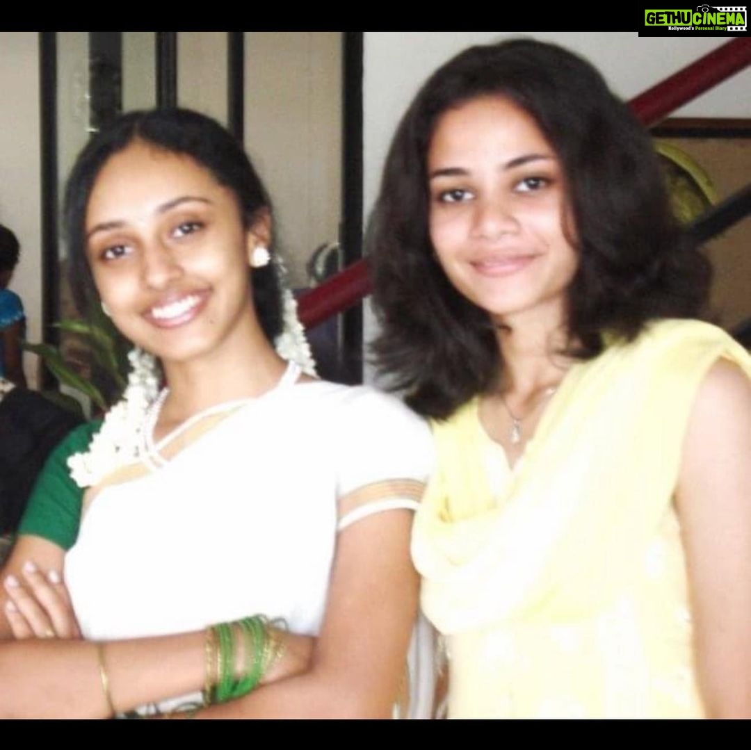 Pearle Maaney Instagram - Digging up some old pictures.. college days and school days 😀😋