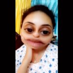 Pearle Maaney Instagram – Day 3… The Horrible Reality.Enne Bore ADICHU … 🙄🥺 How are you all spending time. Tips please. 🤓 I don’t like to read books coz it’s not my thing… I don’t want to workout. Anything else ?