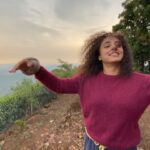 Pearle Maaney Instagram - You don’t need to know how to dance, to dance... just let your body express how happy it is. Be happy ...be silly... be child like...relax... and let go of things that are not under your control. Let go of your fear of being watched... you are wonderful and you have all the rights to enjoy life. Sometimes all you need to do is let life unfold on its own... and be a curious happy and excited spectator. ❤️ Listening to our song 🥰@srinish_aravind ... behind the camera😘 Munnar
