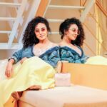 Pearle Maaney Instagram - Behind every strong woman.. there is her strong self! Happy women’s day ya all! Stay happy ... strong and positive. Always believe in yourself and keep moving towards your dreams. ❤️