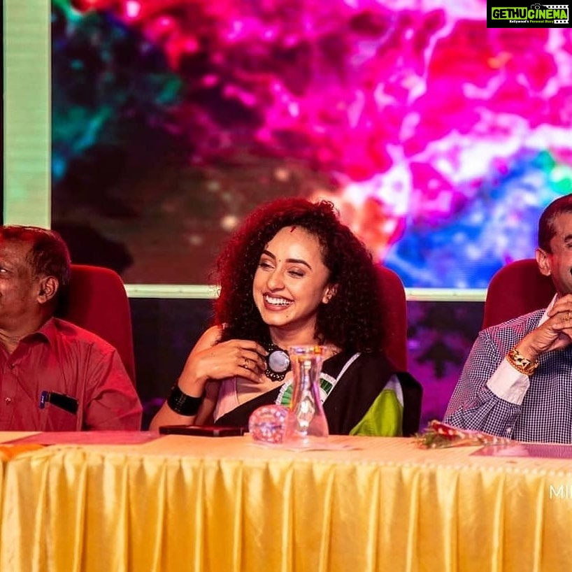 Pearle Maaney Instagram - 😁 Nehru College of Engineering and Research Centre