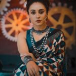 Pearle Maaney Instagram - The Greatest Mantra of All times........ “I love You”. Say this to yourself first...keep saying this to yourself as you spend your day...and you will find a million reasons to love yourself.And when you start loving yourself... you will genuinely start loving this world without changing anything about it. 🌸 So... Fall in Love.. with yourself First.. or should I say... “ Love ThySelf” 🦋 . I love Each one of you.. Peace Love n Music to All ❤️ . . . Wearing @ange.in | @okjsignet Styling @anitageorgez Makeup @myself 🥰