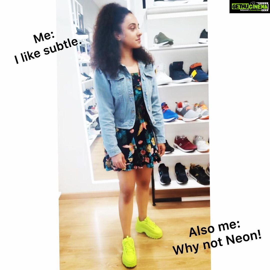 Pearle Maaney Instagram - ๐ง๐ปโ๐ค should I buy these ๐ ? ๐คจ๐คจ