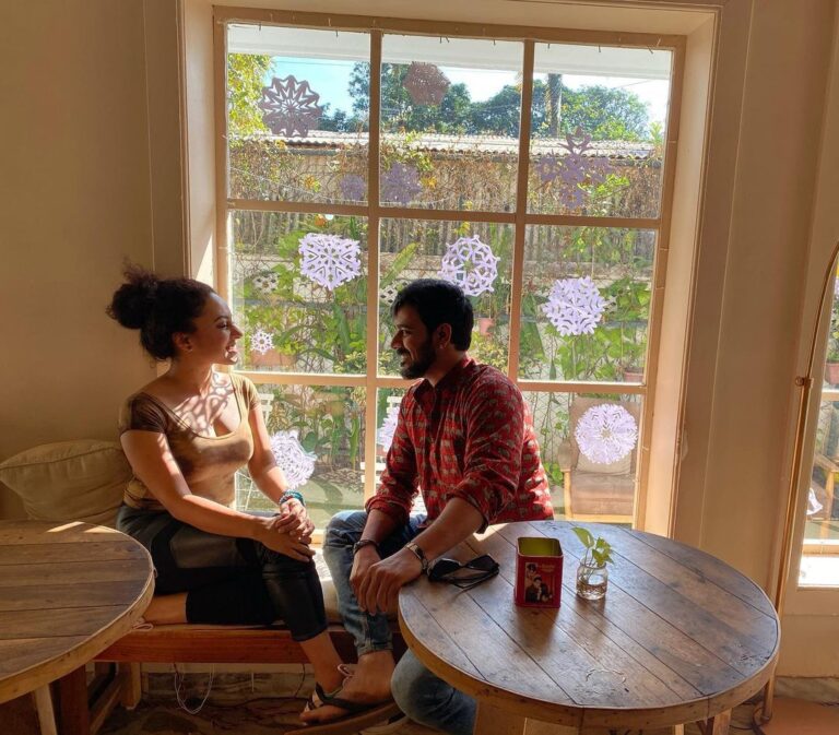 Pearle Maaney Instagram - Happy New Year from Us to You All ❤️🥰 #newyearGoa Goa, India