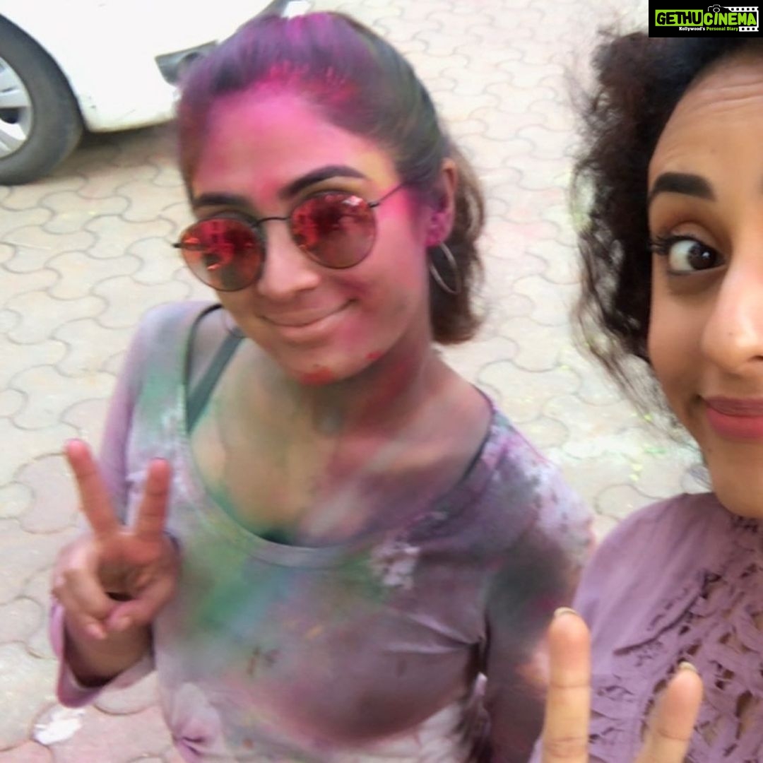 Pearle Maaney Instagram - Happiness is Having friends who are like family... wishing my dearest @deeptisati a happy happy birthday. She is beautiful... cute... caring... loving... ambitious... powerful.. confident... hardworking... positive and the list would go on. Lucky to have her in my life as one of my dearest friends. Love you Deepz! π