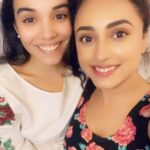 Pearle Maaney Instagram - Catching up with College And Hostel memories 🌸 🤓🥰🦋@tanyavarkey @krithika555 @tanitha_pereira