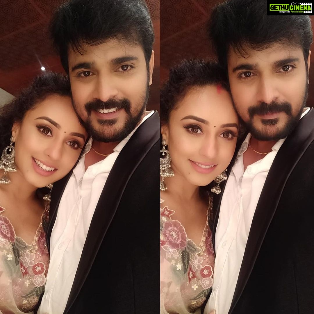 Pearle Maaney Instagram - Us ❤️ . . Saree.. @labelmdesigners